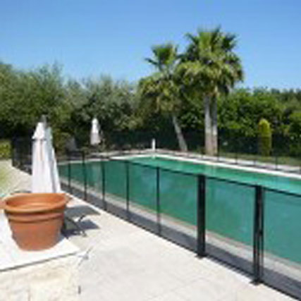 barrieres-de-securite-autour-de-la-piscine